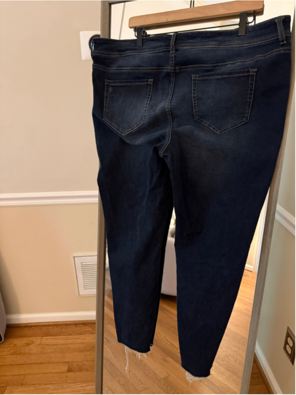 Women's Maurices Plus Size 20 Dark Wash Raw Hem Jeans - Picture 5 of 7